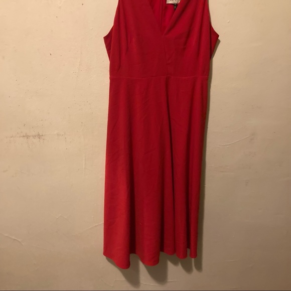 Halston Heritage Red V-Neck Midi Dress 8 - Picture 6 of 7